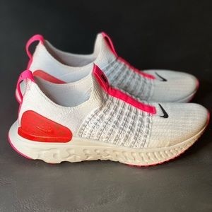 Nike React Phantom Run Flyknit 2